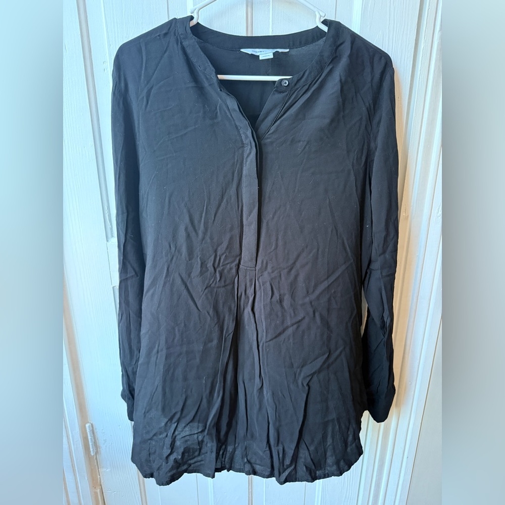 Old Navy Tunic Lengrh Black Button Down Shirt with long sleeves, size L